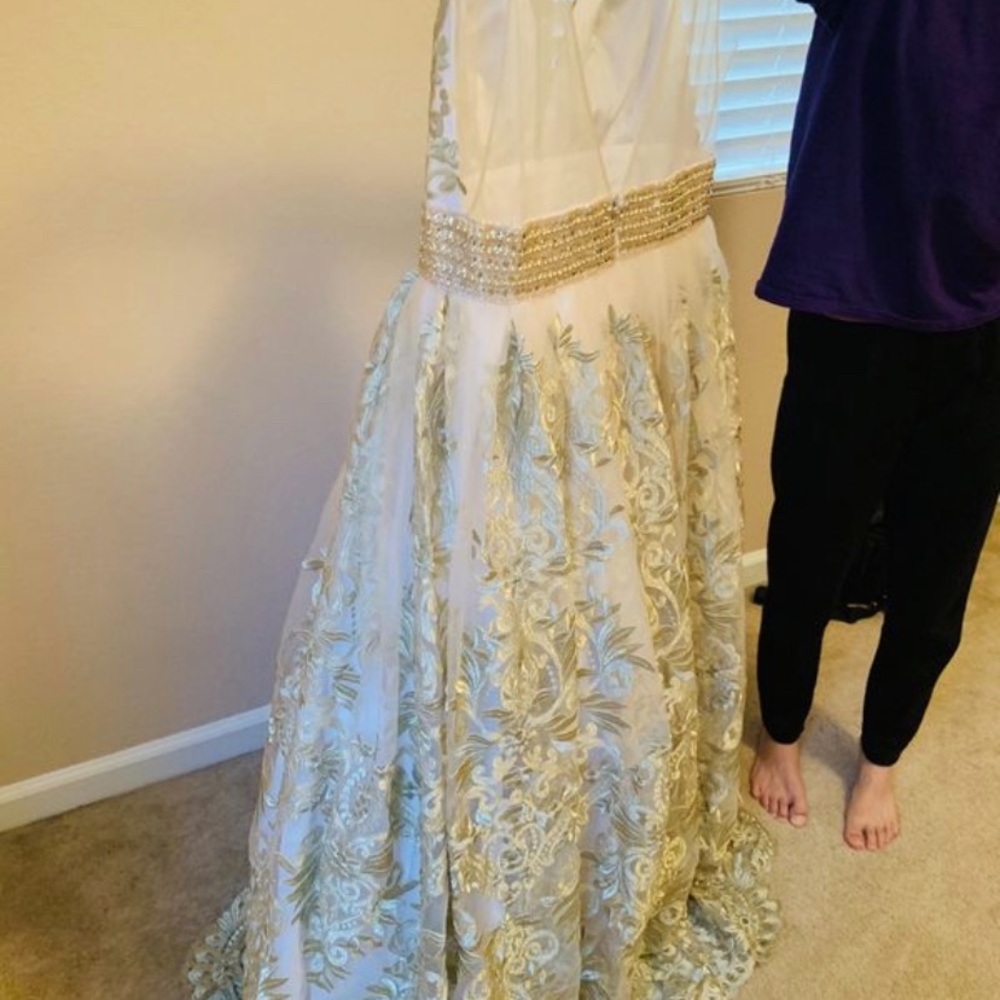 Dress size 16
